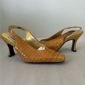 Bellini Women's Orange Slingback Heels